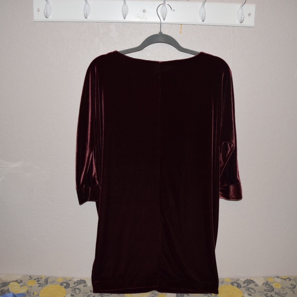 🛑SOLD🛑 New York and company maroon velvet dress - Picture 5 of 6